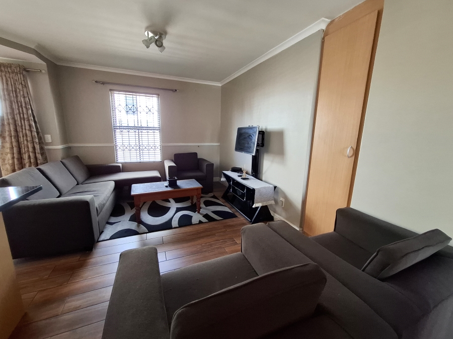 To Let 3 Bedroom Property for Rent in Table View Western Cape